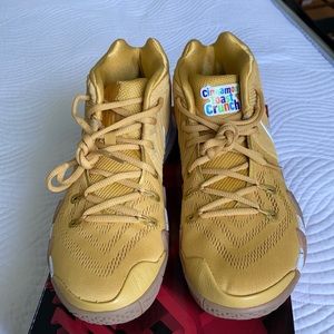 Kyrie men’s sneakers new